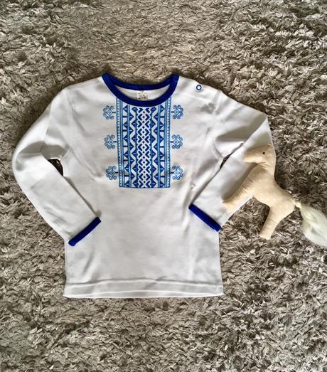 Folklorne teplaky, 68