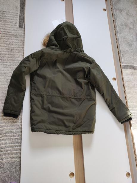 Vetrovka veľ 146, 146