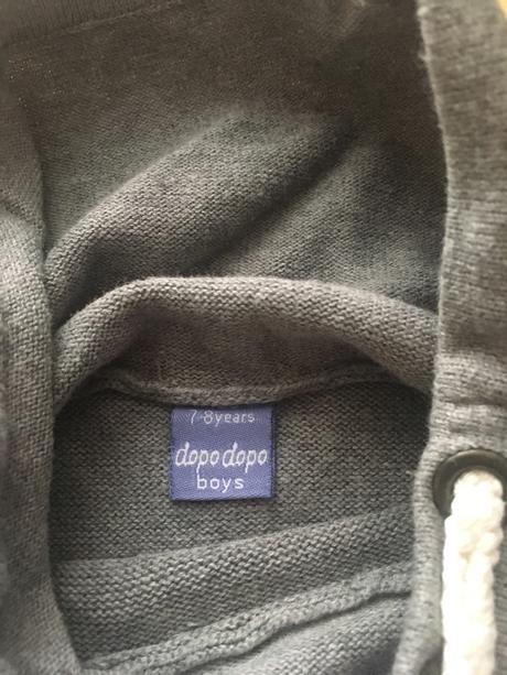 2 ks sportove pulovriky, 122