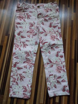 Rifle s kvietkami, 98