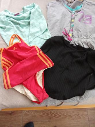 Šaty, pončo, tričko, plavky, 158–170