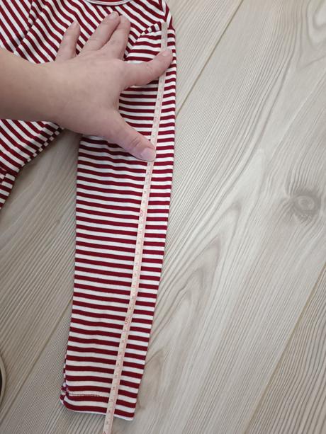 Pásikavé šaty, gate,116