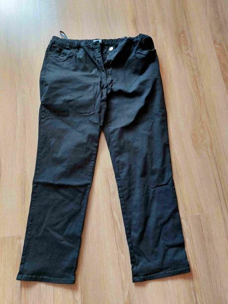 Čierne nohavice, bonprix,44