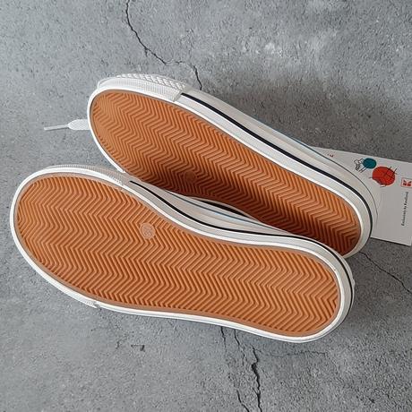 Tenisky so svetlou podrážkou, 30