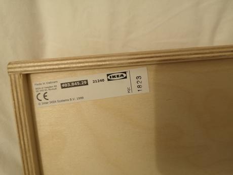 Drevené kocky+šnúrky (navliekanie), 