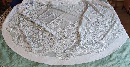 Krásny retro obrus krajkovaný, 