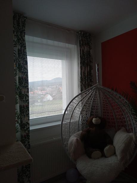 Krásny záves, motýv kvety a listy, 