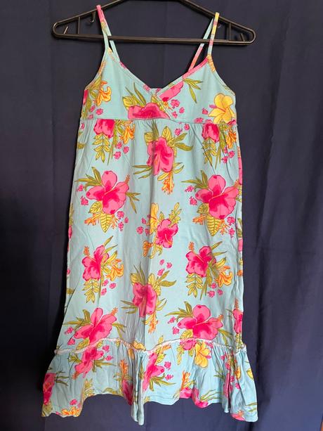 Šatičky, l.o.g.g.,152