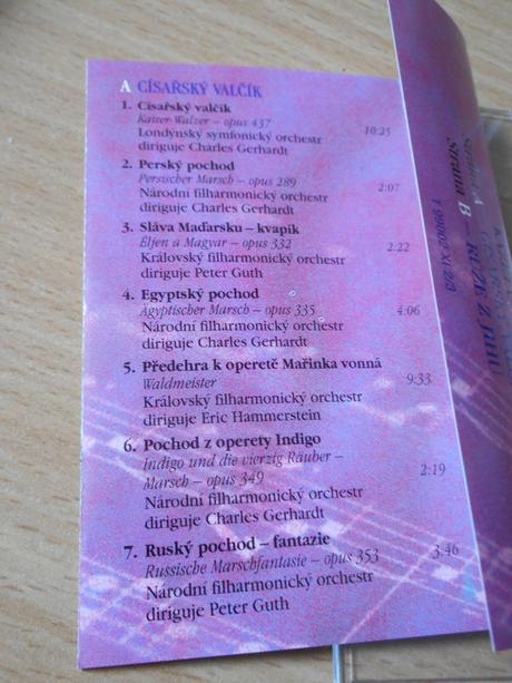 Strauss král valčíku 3 časti, 