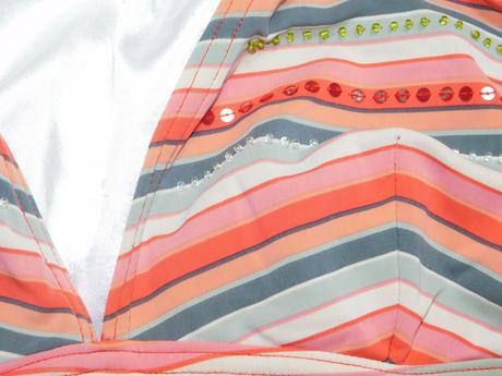 Pekny plavkovy top, f&f,40