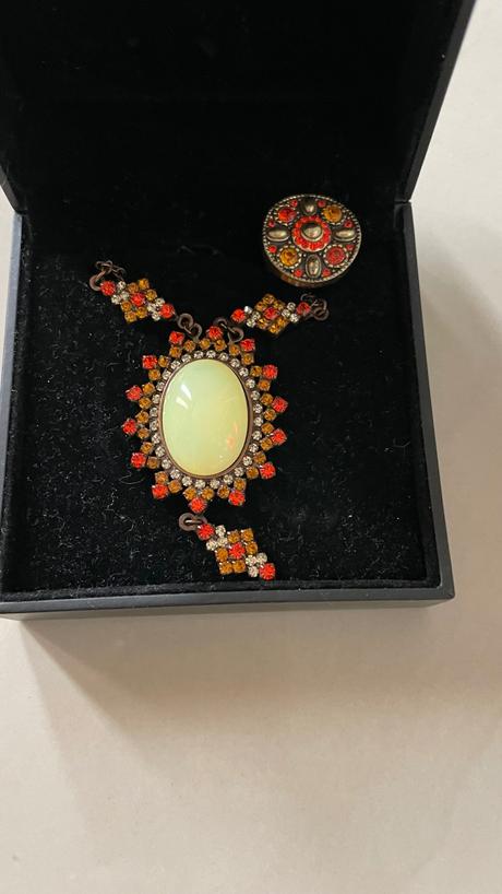 Bizuteria náhrdelník prsteň,