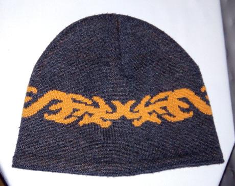 Šedá čiapka  so vzorom, m