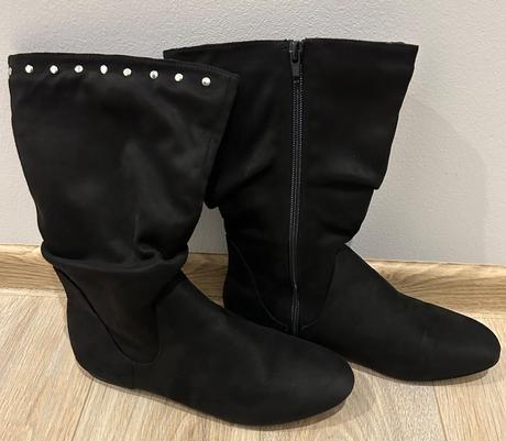 Semišové čižmy, 39