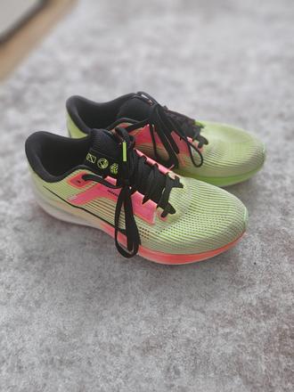 Bežecké tenisky, nike,40