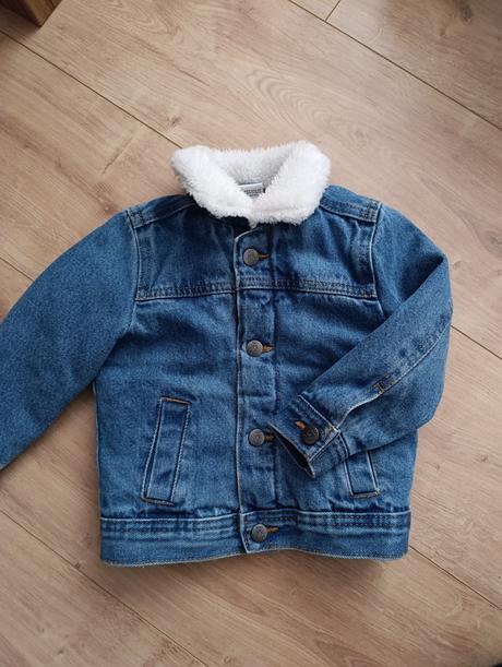 Krásna riflova bundička, 86