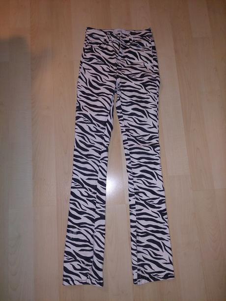 Nohavice, bershka,34