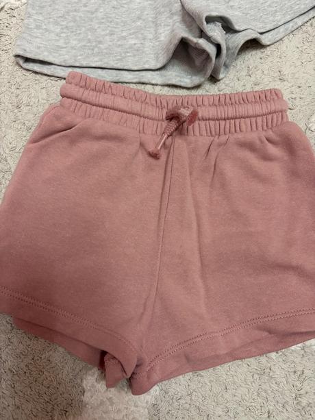 Teplakove kraťasy h&m 104, h&m,104