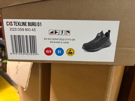 Topanky , tenisky 43, 43