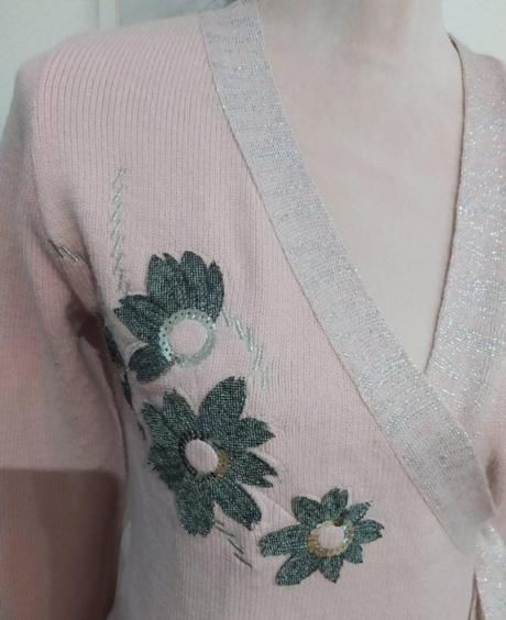 Zavinovaci svetrík, 