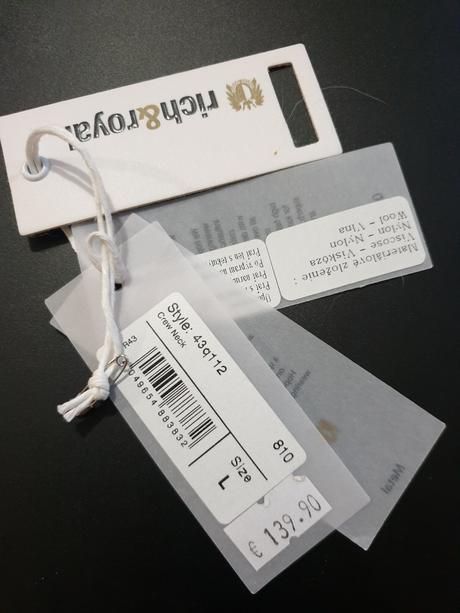 Rich&royal svetrik m/l - pc 140 eur, m