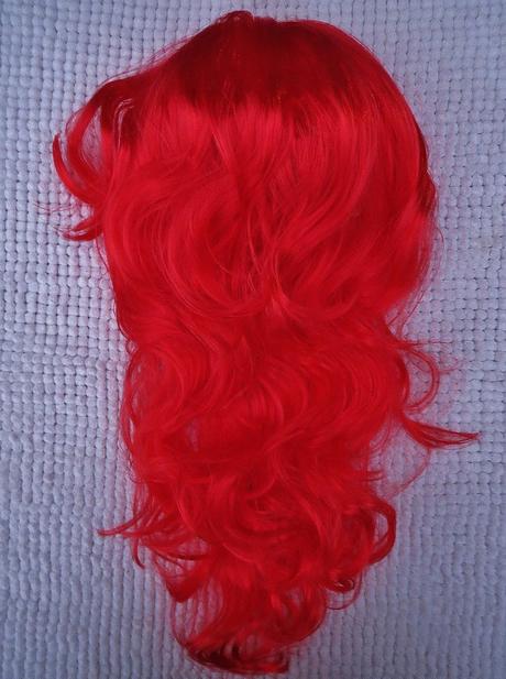 Červená parochňa - vlnité dlhé vlasy,