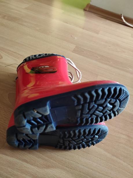 Gumaky cars, 26