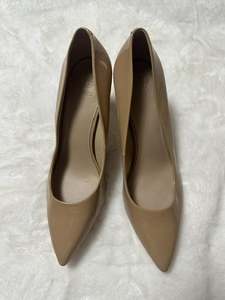 Béžovo-hnedé lakované lodičky zn. guess originál, guess,39