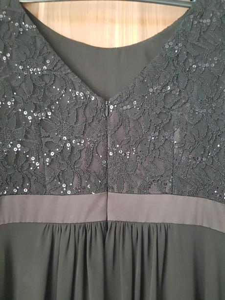 Spoločenské šaty, 46