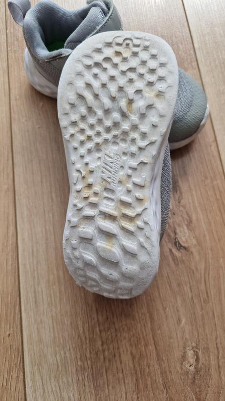 Tenisky zn. nike veľ. 26, nike,26