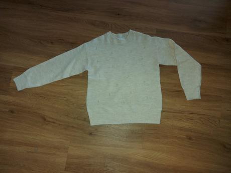 Sveter, reserved,146