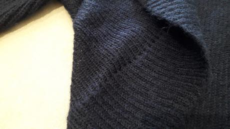 Modrý svetrík, reserved,l