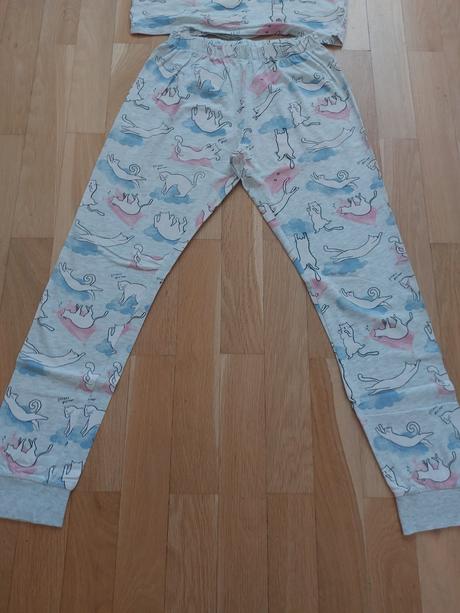 Pyžamo reserved veľkosť 158, reserved,158