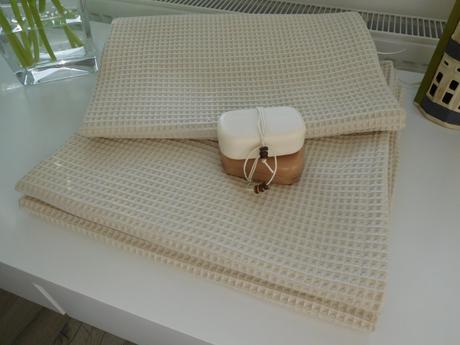 Vaflová bavlna - uteráky-140 x 70 cm, nové, 