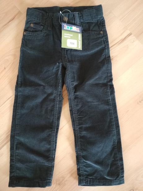 Nové menžestráky (s gumičkou v páse)č. 104 lupilu, lupilu,104