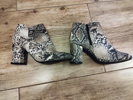 Kotníkové čižmy s hadím vzorom, 37
