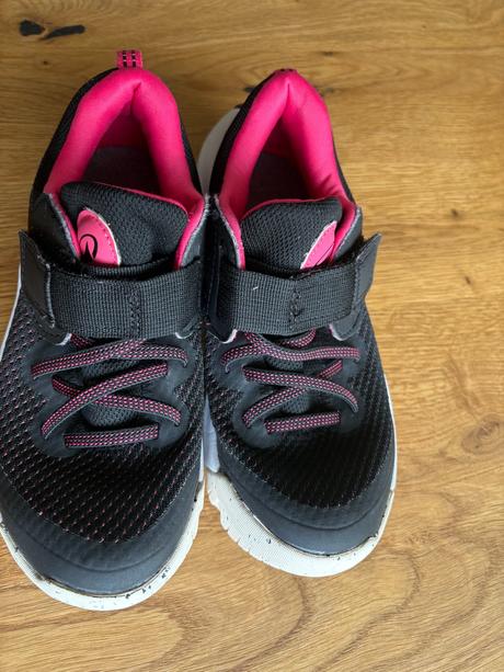 Tenisky playful decathlon veľ. 33 čierne, decathlon,33