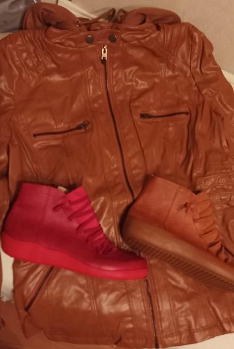 Predám koženkovú bundu, m