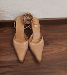 Kozene lodicky na zaviazanie, 37