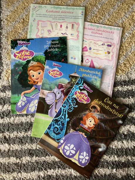 Sofie první časopisy 5ks, 
