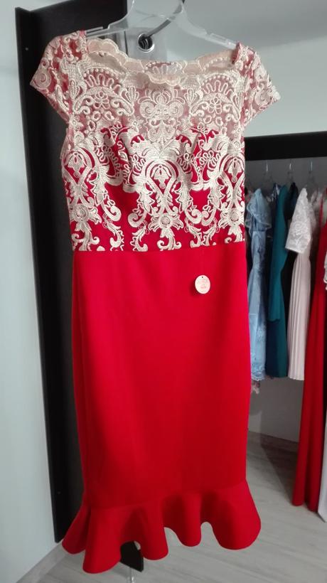 Luxusné červeno zlaté šaty, 38 / m