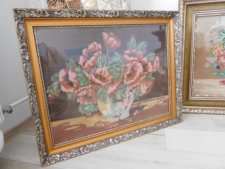 Obrazy vyšívané krížiková výšivka -v drevenom ráme, 