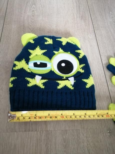 Čiapka rukavice, 86