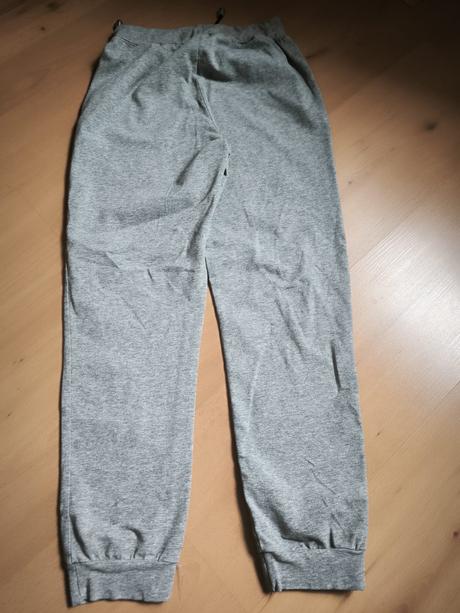 Tepláky modelko, modelko,134