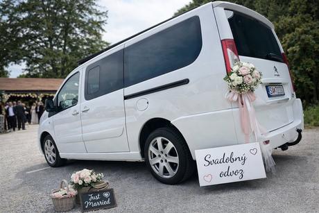 Auto na svadobný odvoz-rozvoz, 