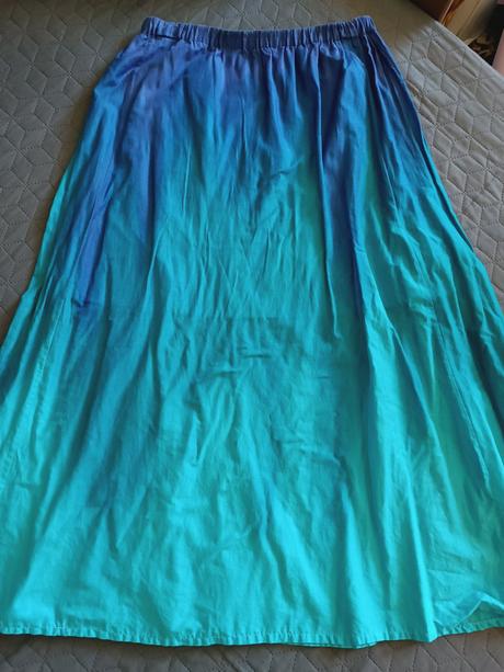 Zaujímavá sukňa, m