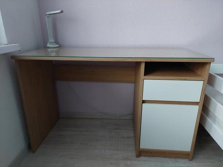 Písací stôl študentský, 