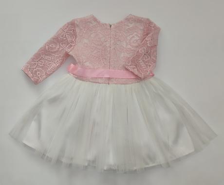 Spoločenské šaty s čipkou, 92