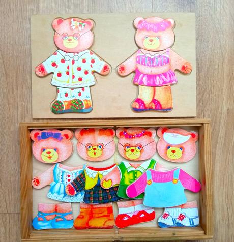 Drevené puzzle obliekanie, 