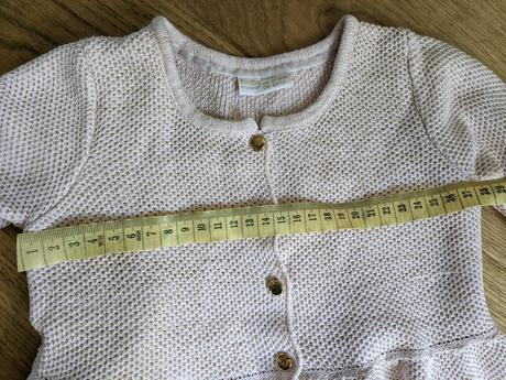 Svetrík prešívaný "zlatou" niťou, lindex,86