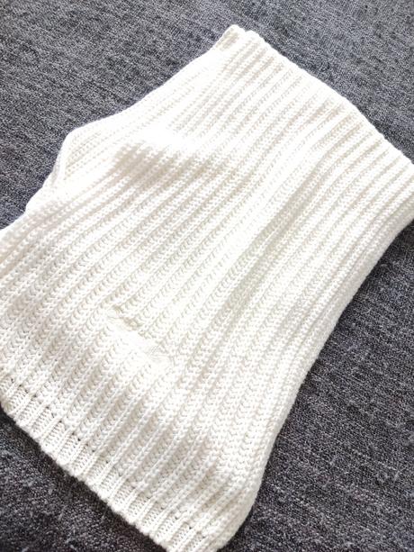 Calvin klein šál s visačkou, calvin klein